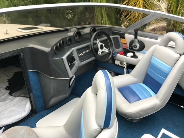 1987 SeaRay Pachanga 22'