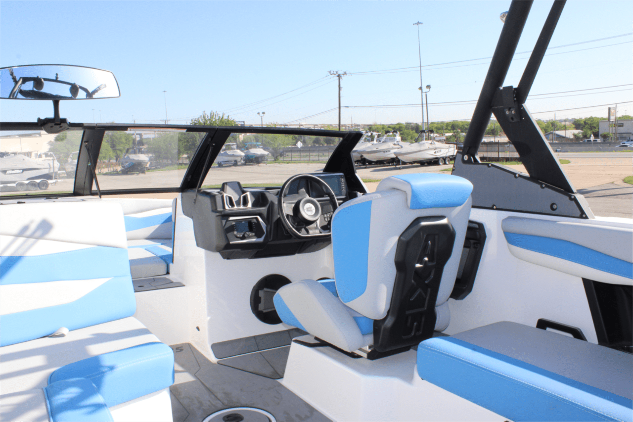 2024 Axis A225