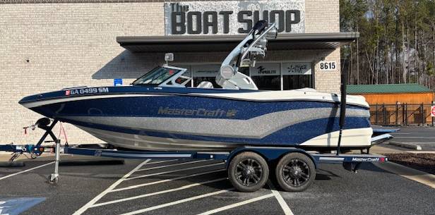 2018 MasterCraft XT22