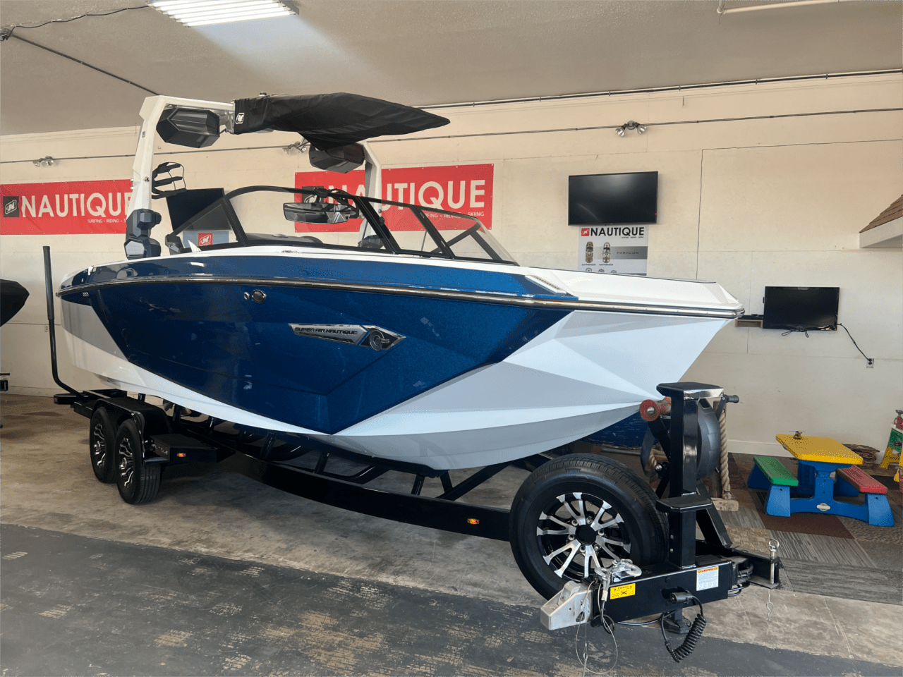 2024 Nautique G25