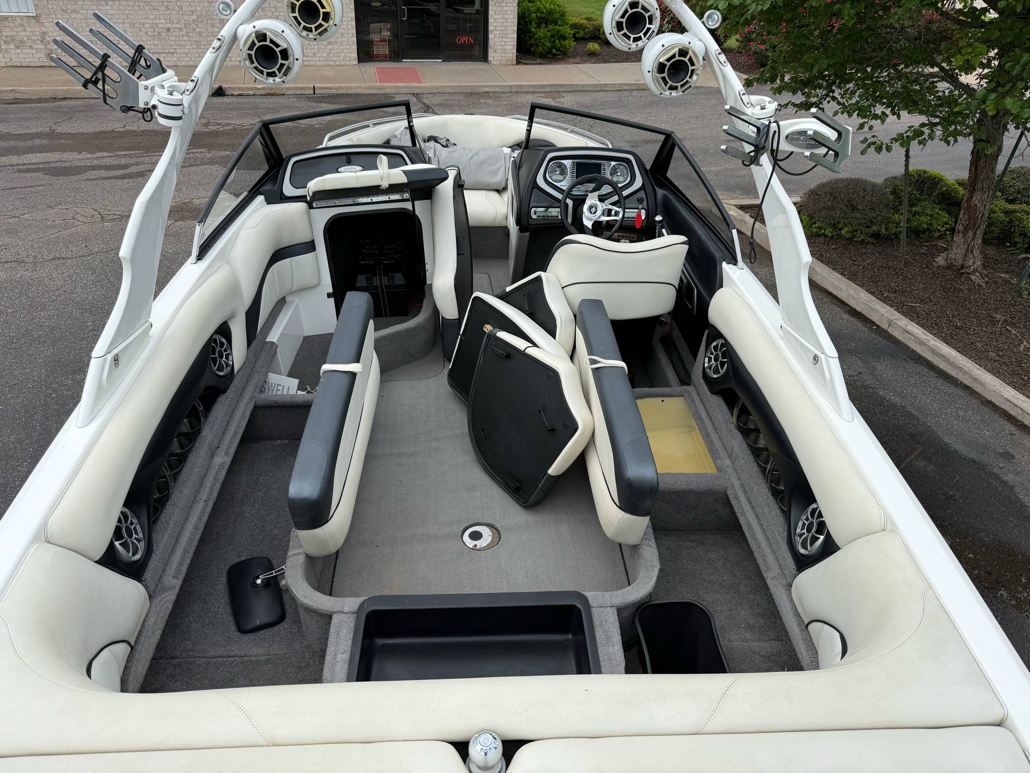 2008 Malibu Wakesetter 23LSV