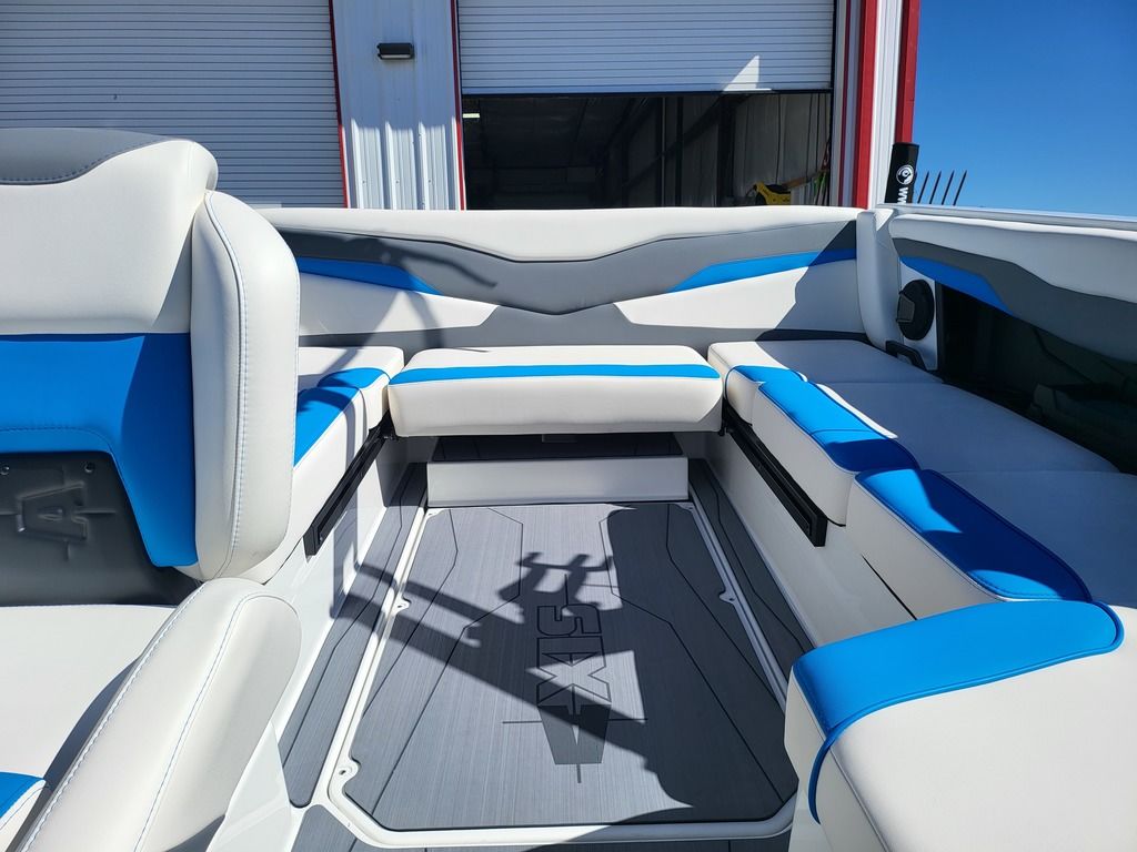 2025 Axis Wake Research T220 Icon