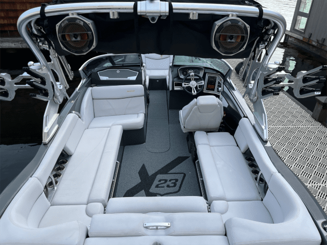 2018 Mastercraft X23 **MUST SELL**