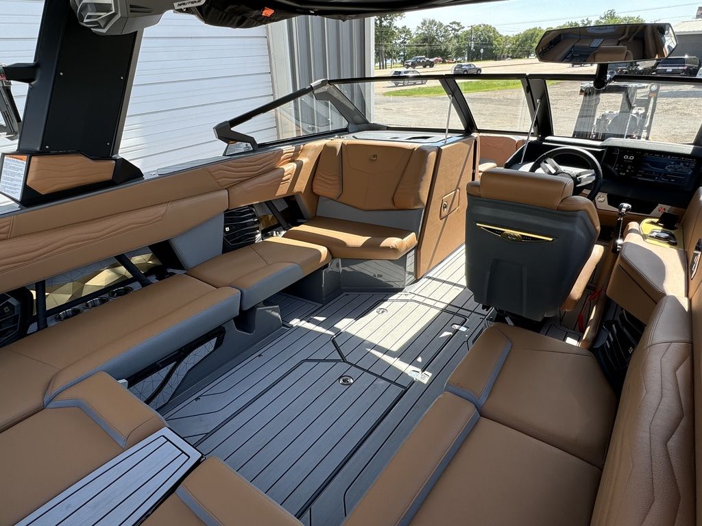 2025 Nautique Super Air Nautique G23