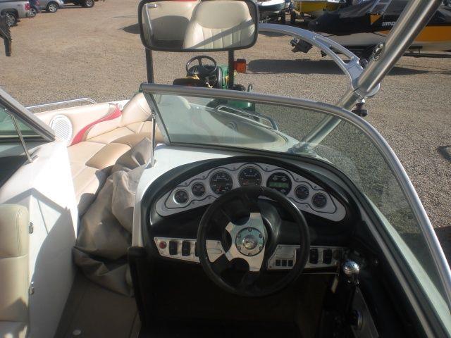 2005 MasterCraft X9