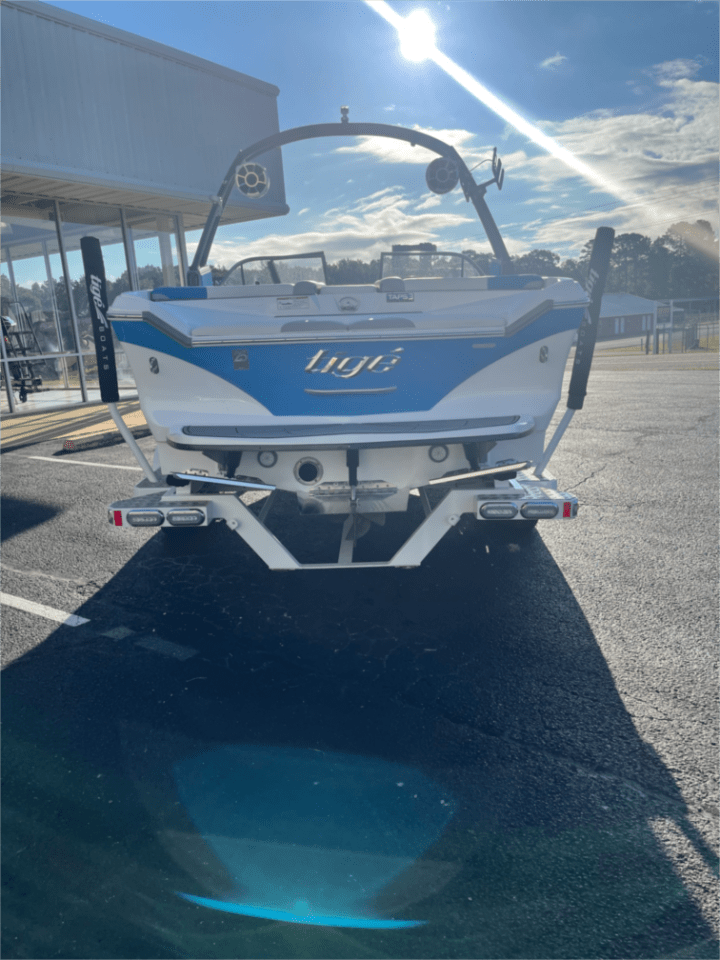 2016 Tige R21