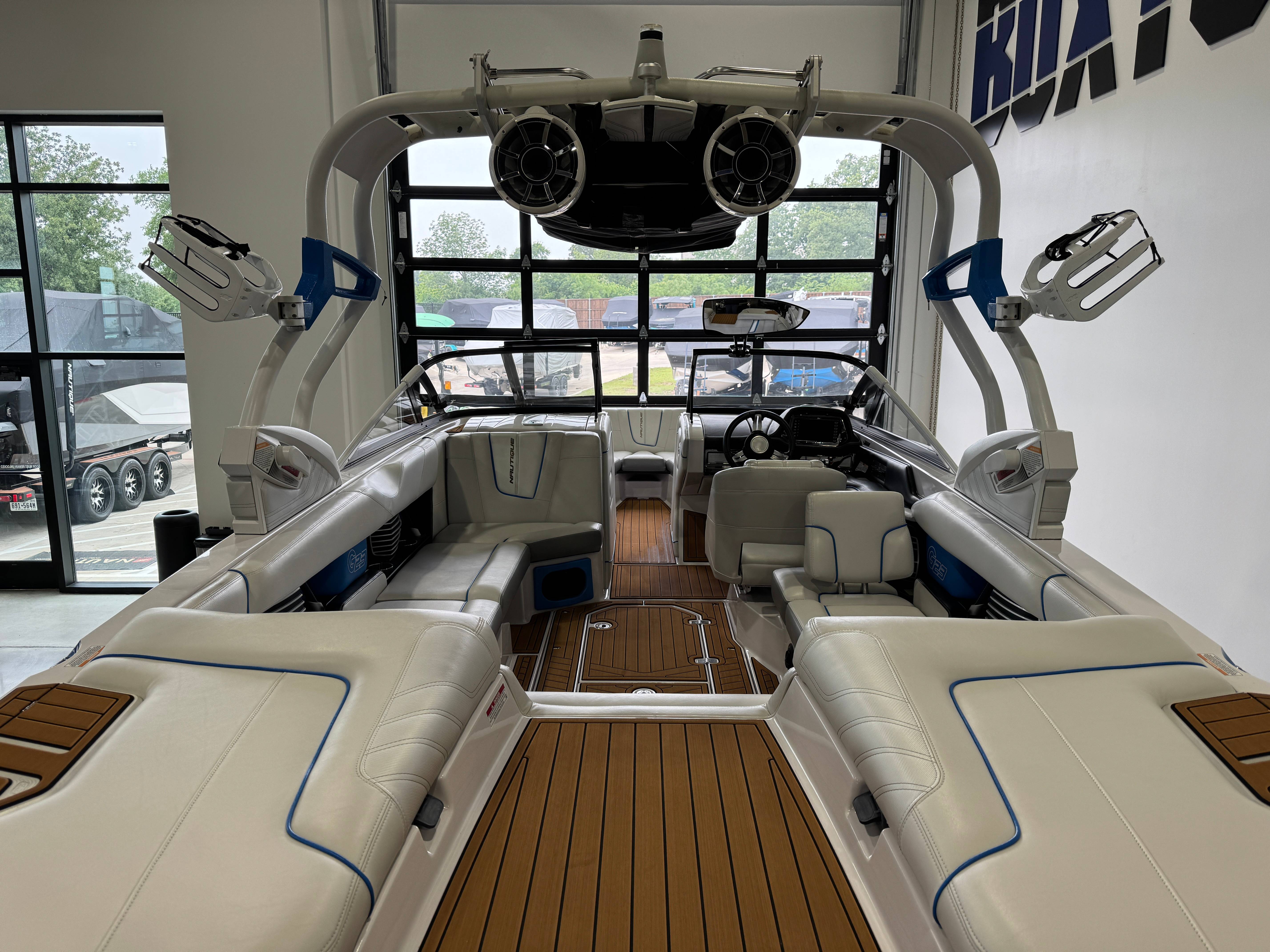 2013 Nautique Super Air Nautique