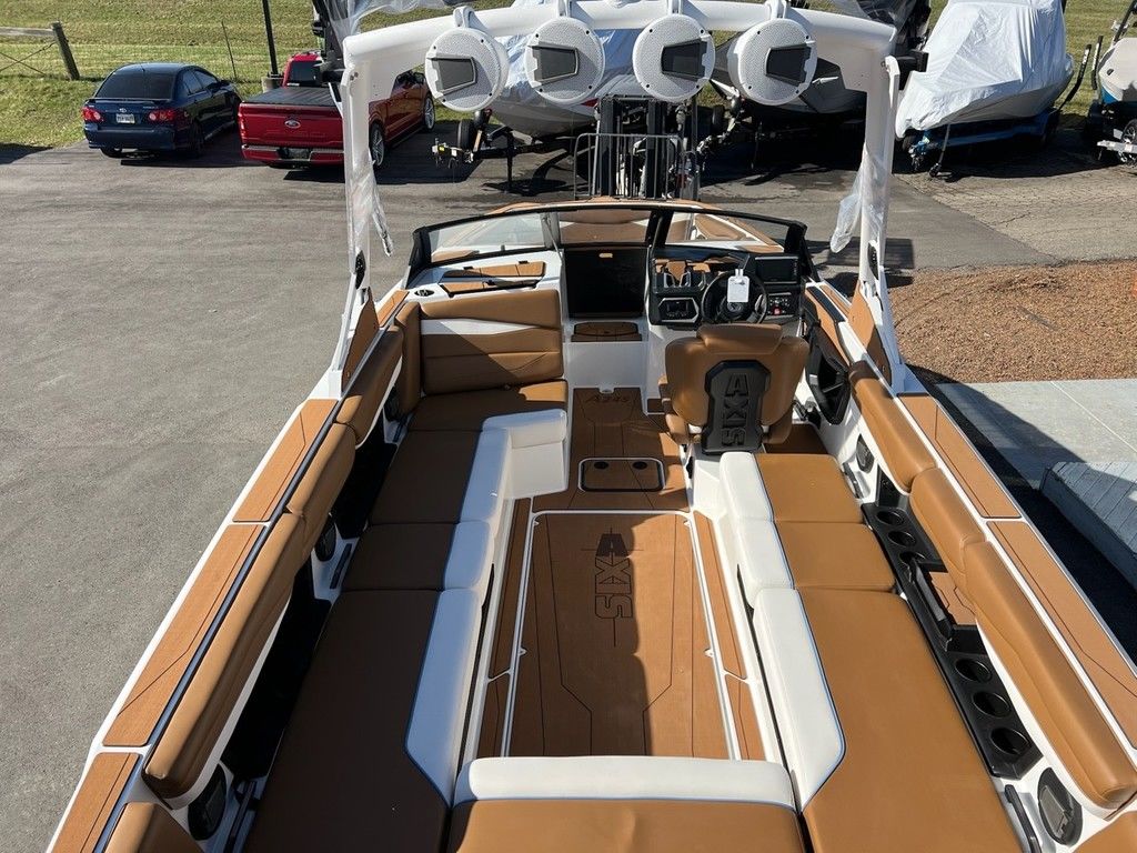 2025 Axis Wake Research A245