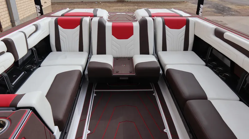 2025 MALIBU WAKESETTER 25 LSV