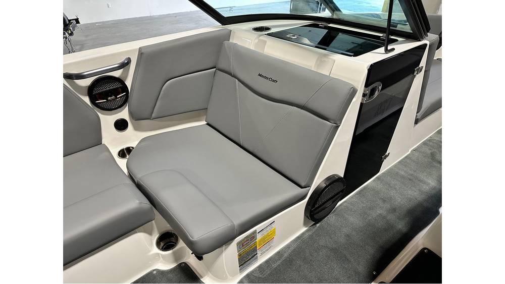 2023 MasterCraft NXT24