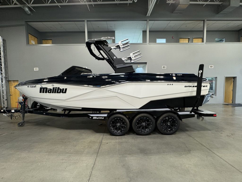 boat.Title