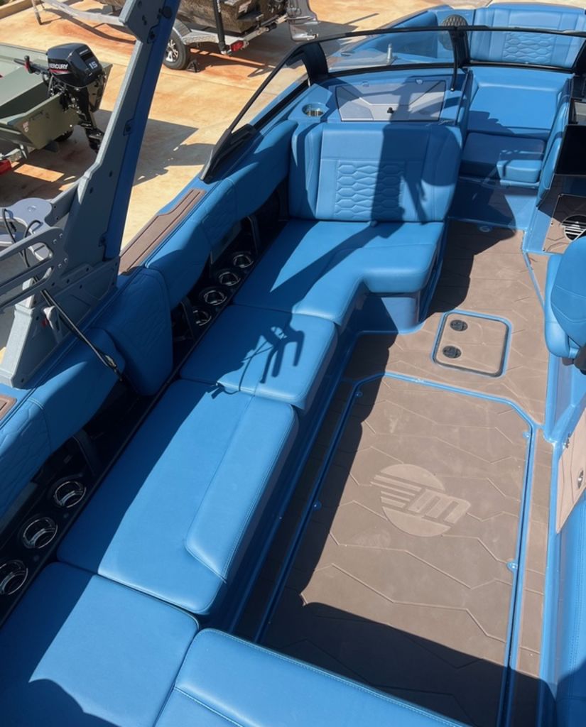 2025 Malibu Boats 24 MXZ