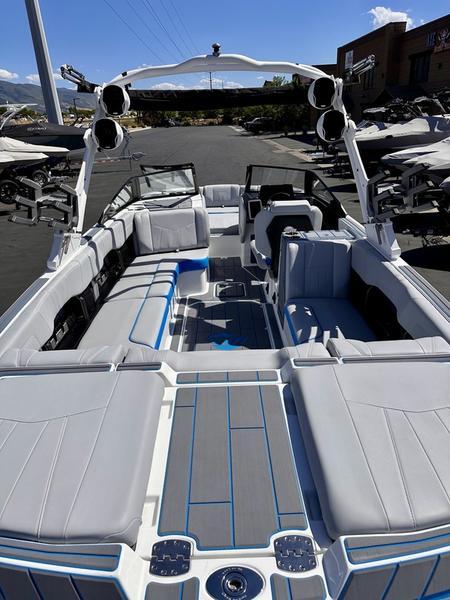 2024 Malibu 24 MXZ