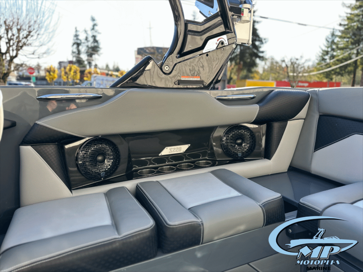 2024 Supreme S220