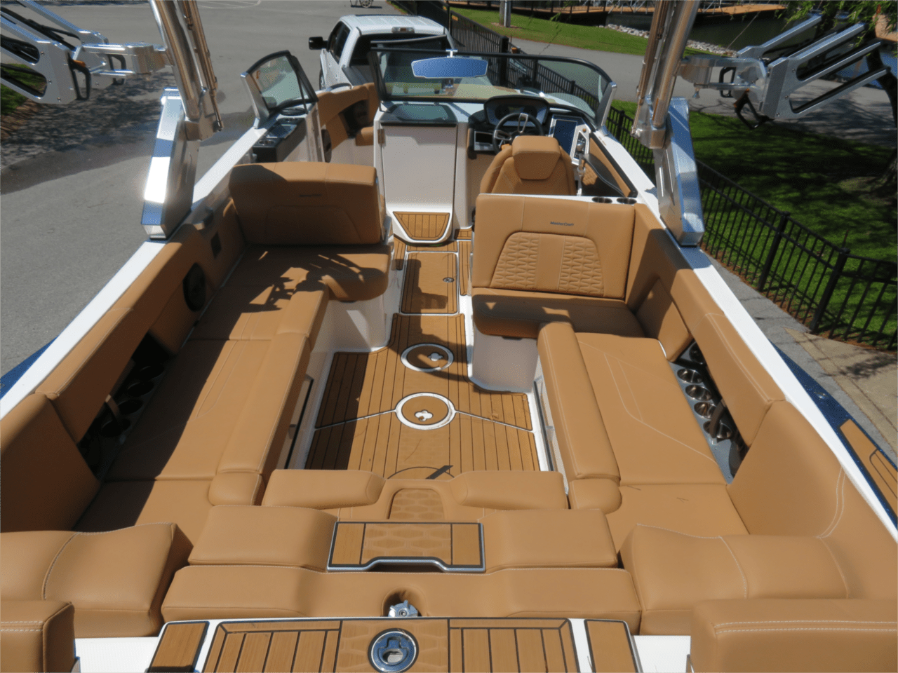 2023 Mastercraft X-26