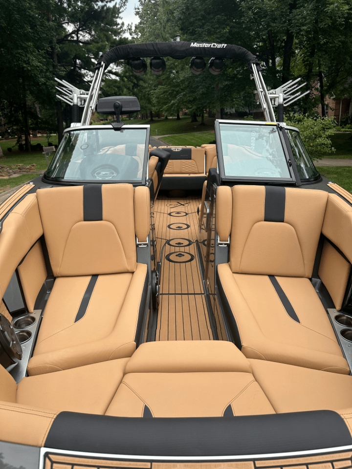 2021 Mastercraft X24 FastFiill, dual screens, 4 tower speakers, low pro trailer, heater, and MORE