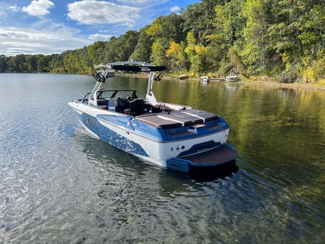 boat.Title