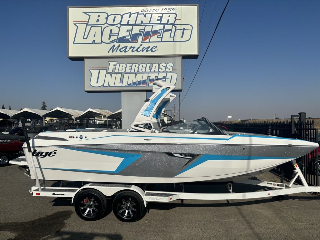 boat.Title