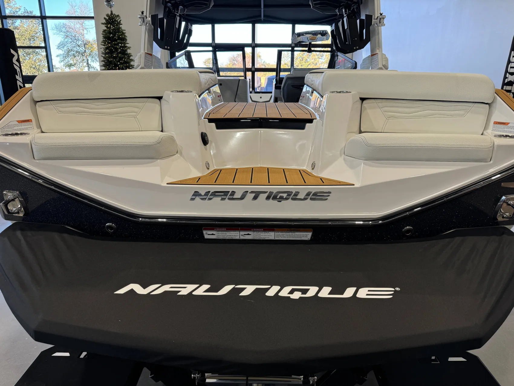 2025 Nautique G23