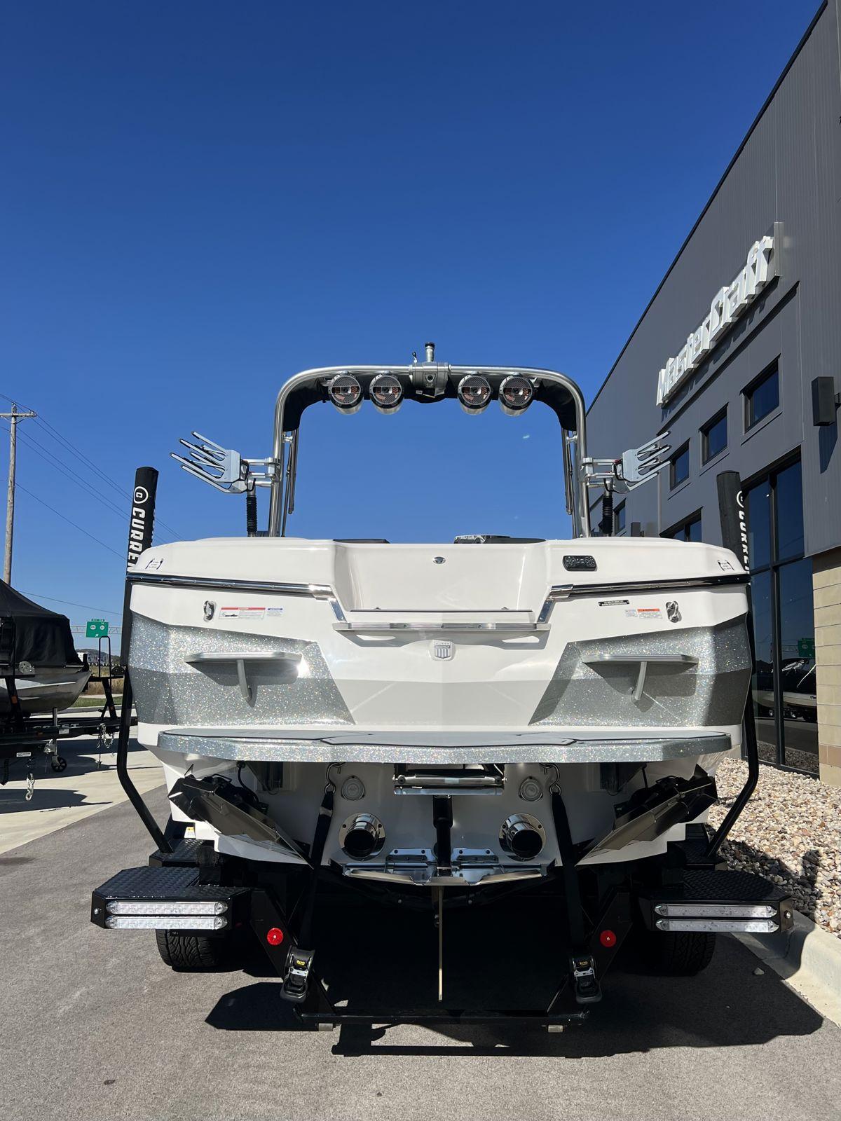 boat.Title