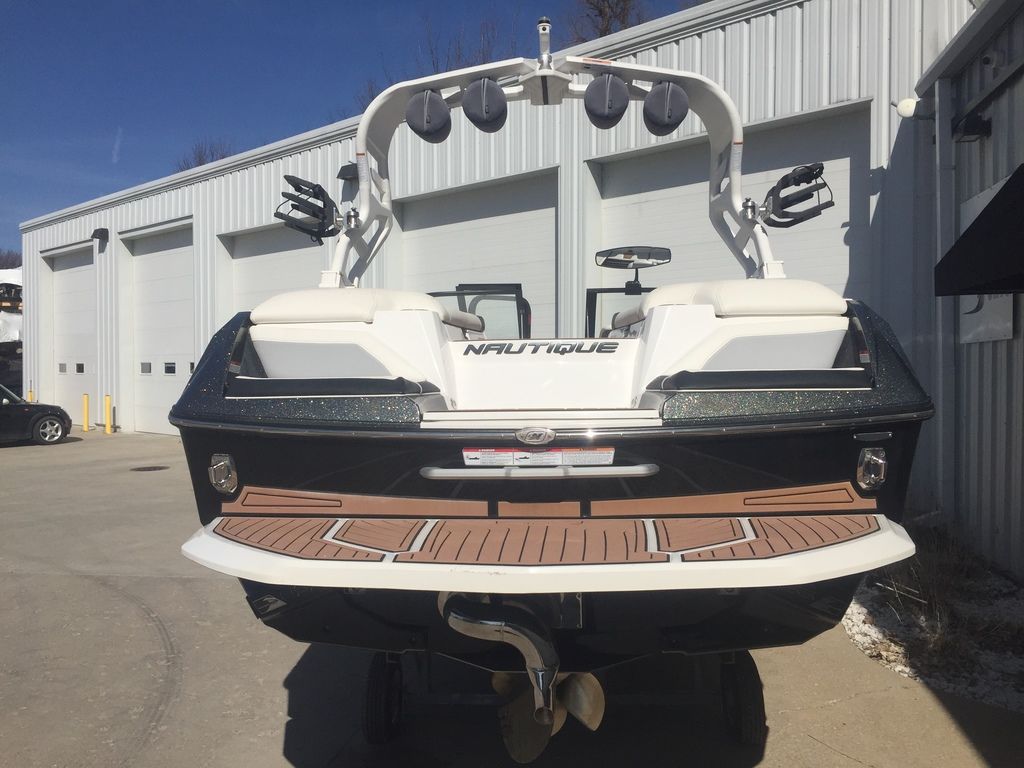 2020 Nautique Super Air Nautique G21