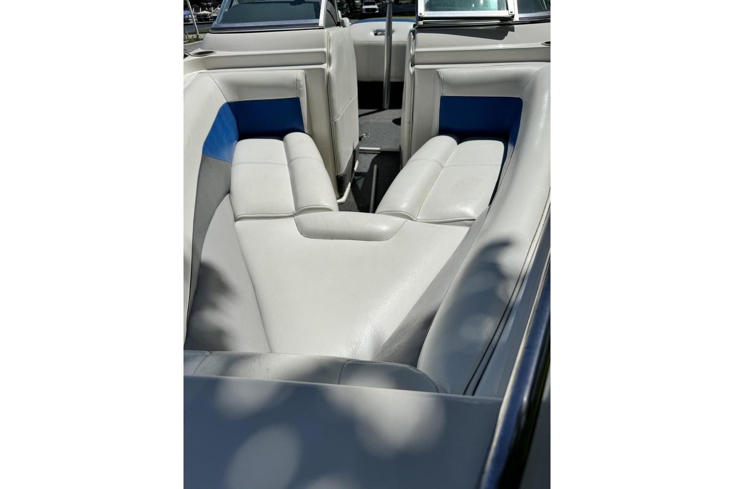 1992 MasterCraft MariStar 210