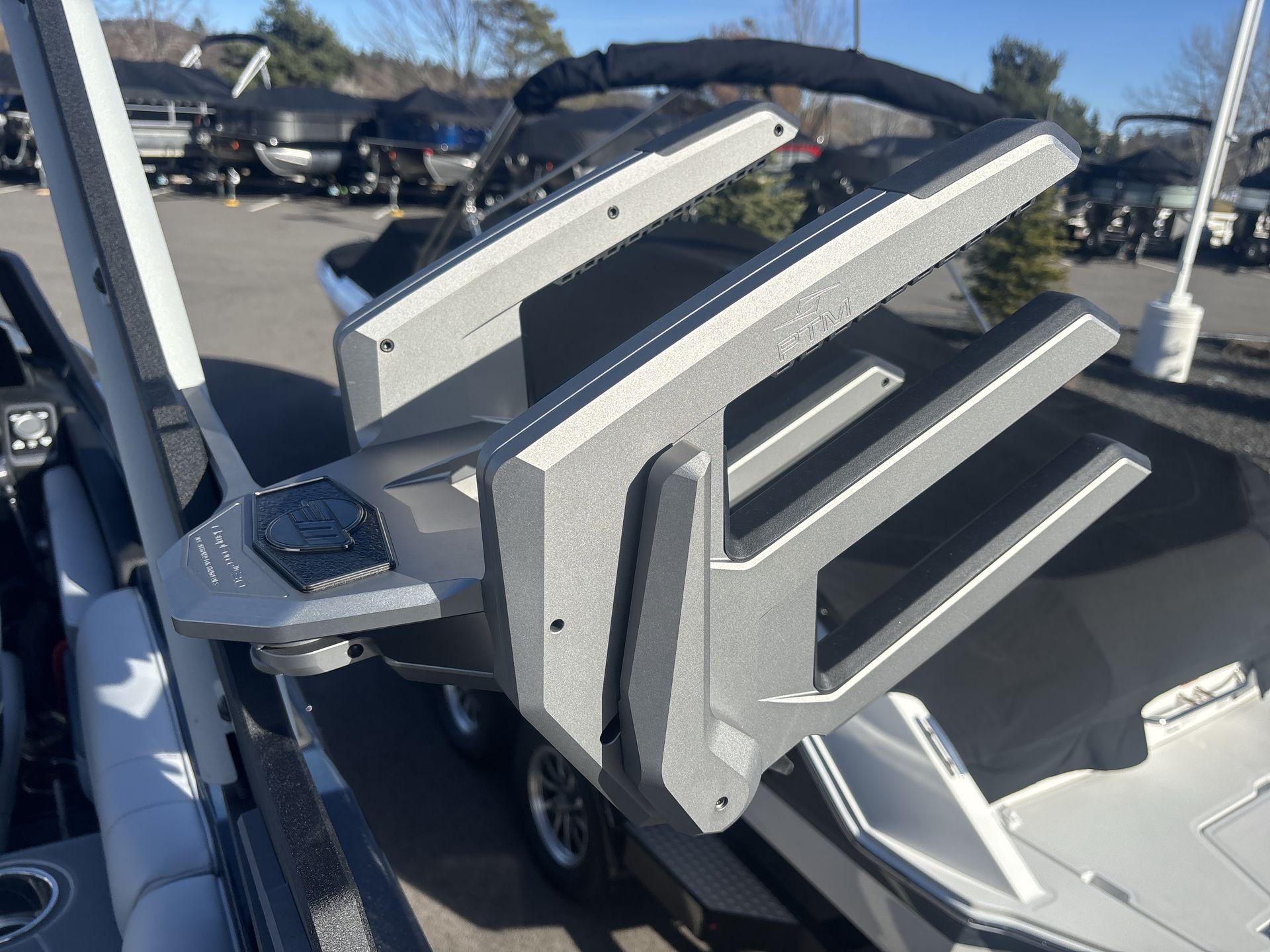 2025 Malibu 25LSV