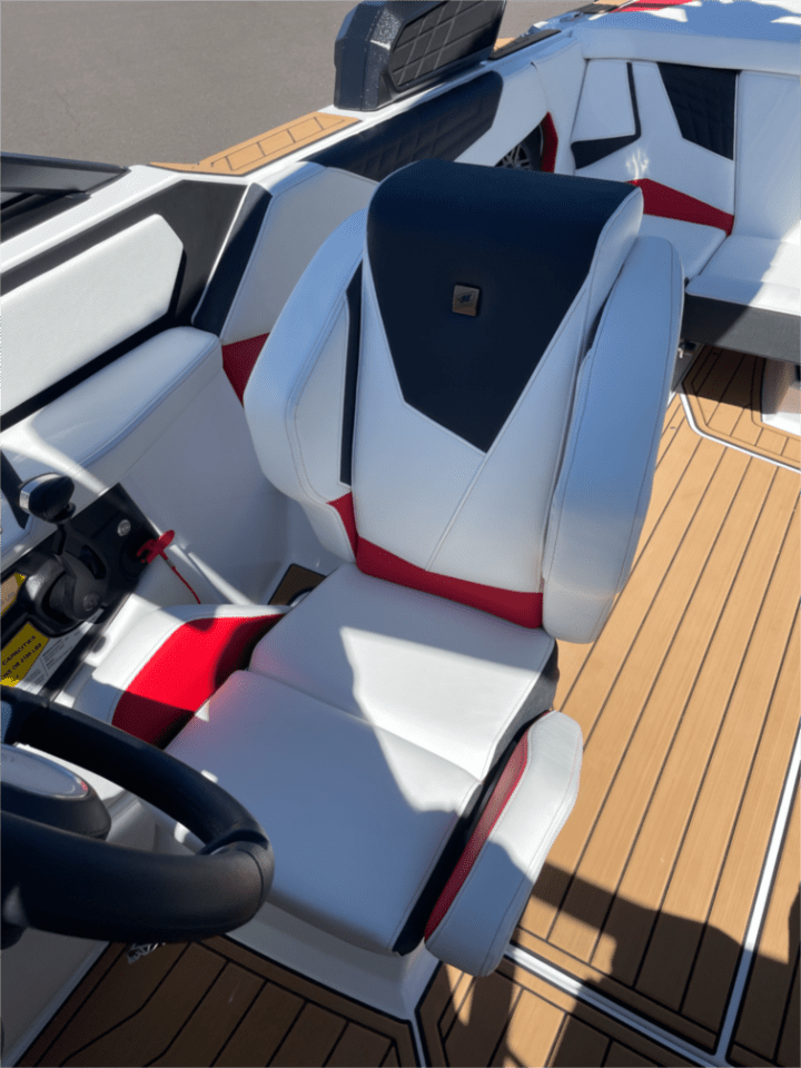 2024 Super Air Nautique S21