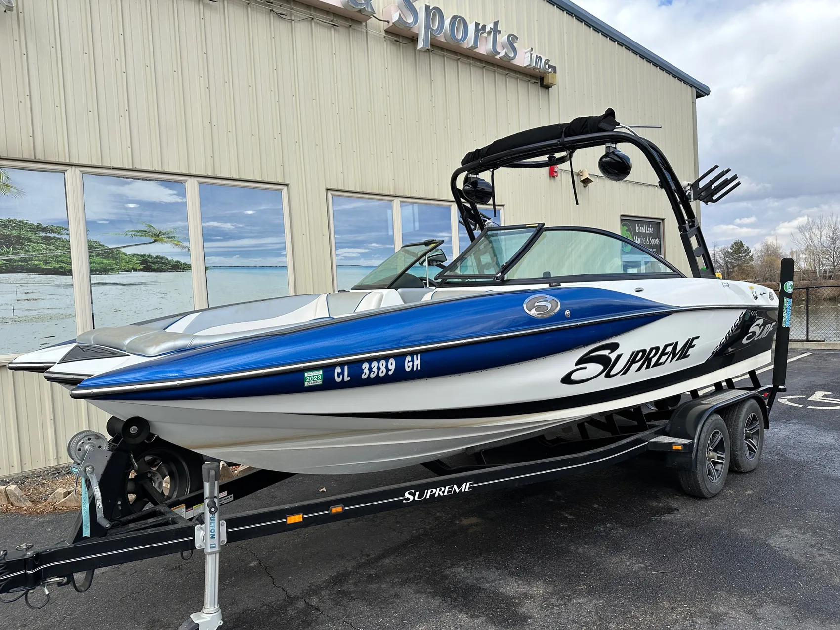 2015 Supreme S226