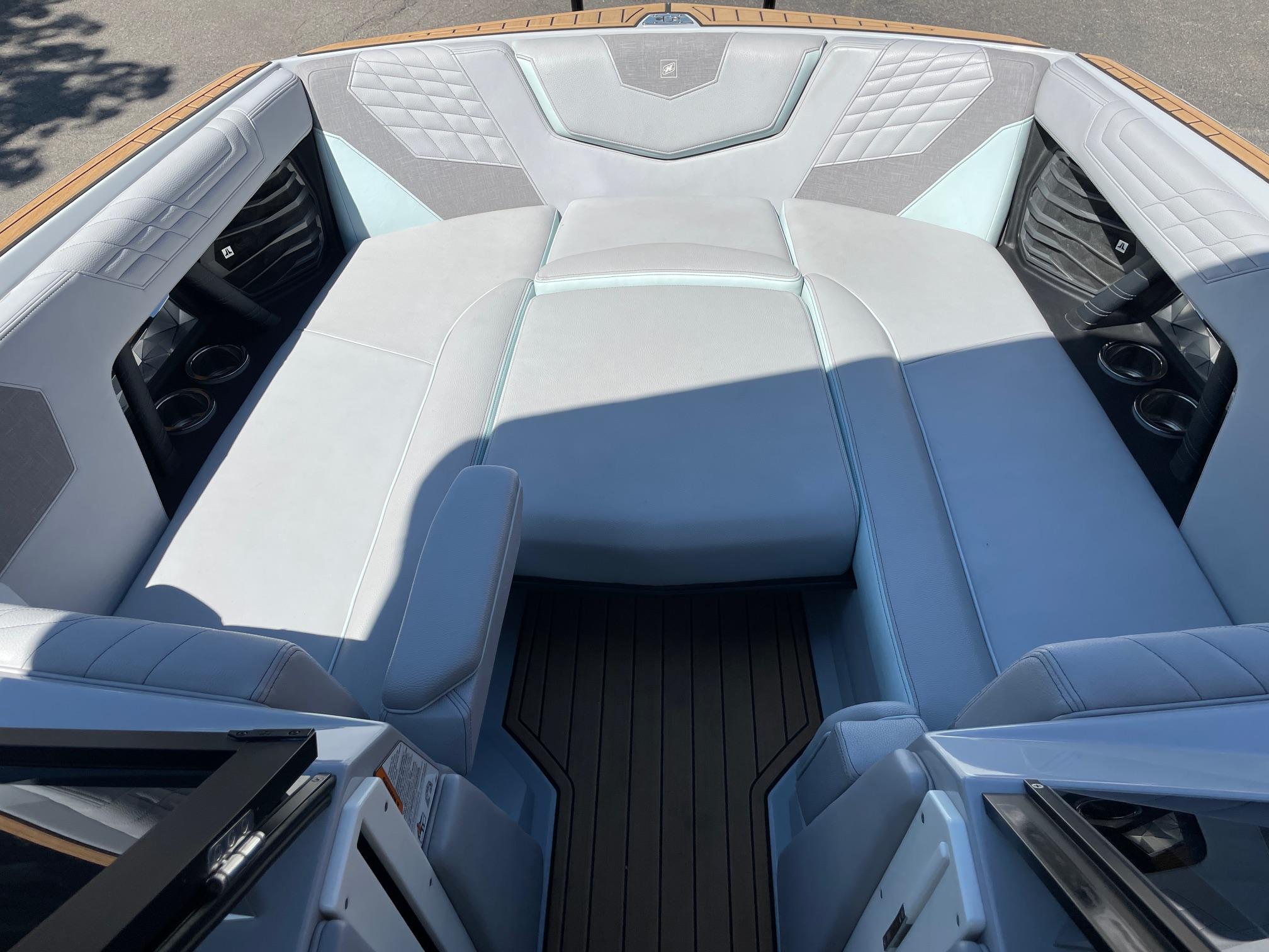 2022 NAUTIQUE G25 W/YANMAR 8LV DIESEL 4.5L DIRECT INJECTION. REDUCED!