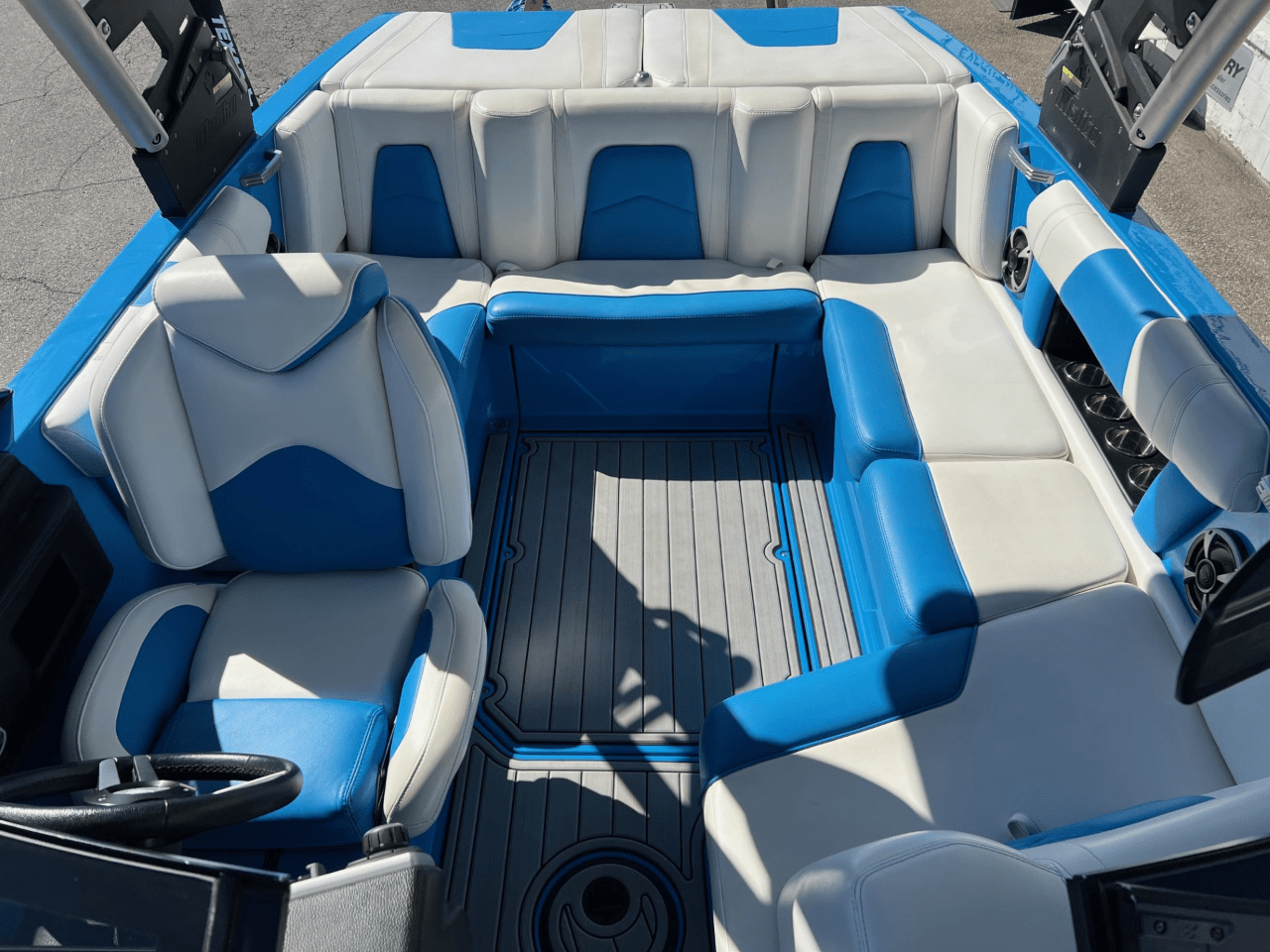 2019 Malibu Wakesetter MLX