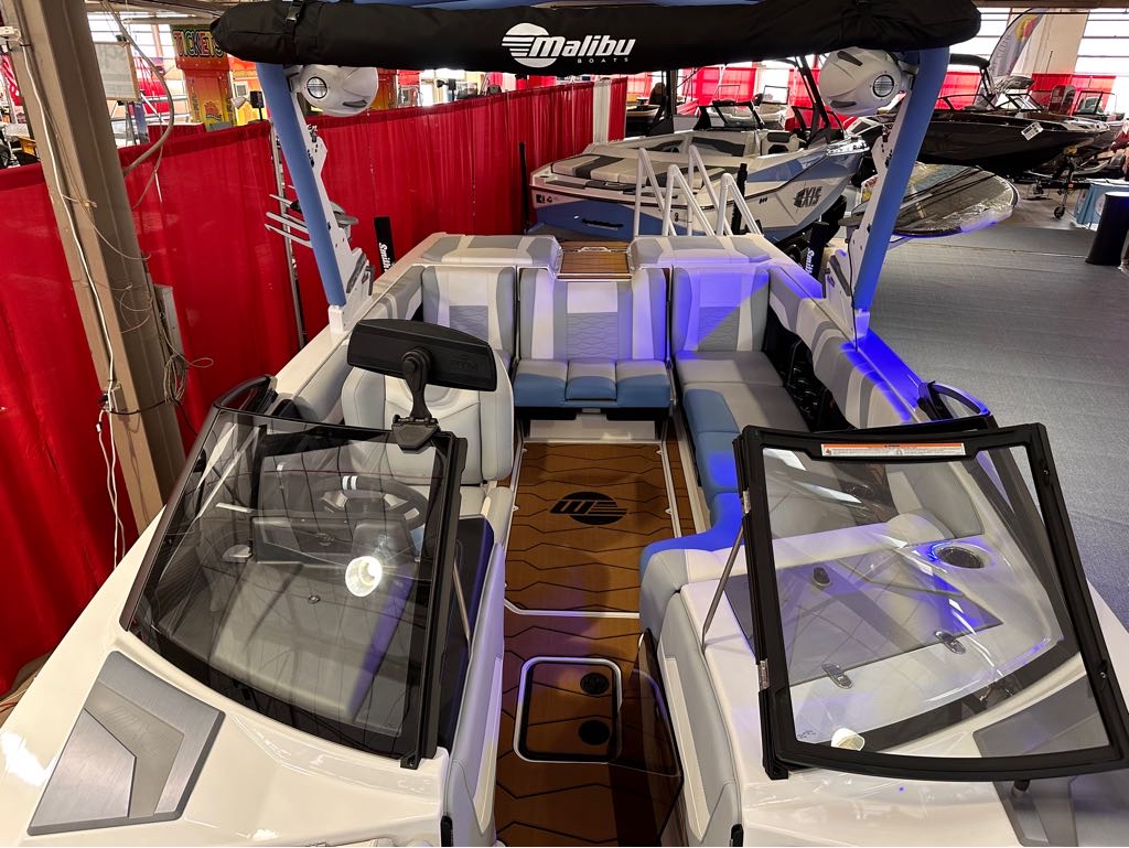 2024 Malibu Boats 23 MXZ