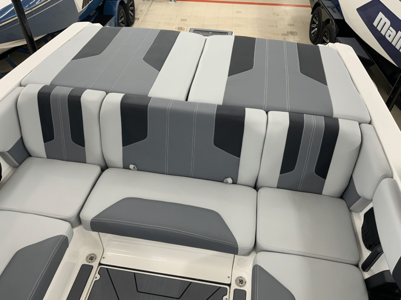 2025 MALIBU 21 LX WAKESETTER w/M5DI and TRL