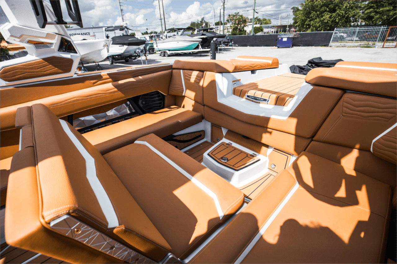 2025 Nautique G25