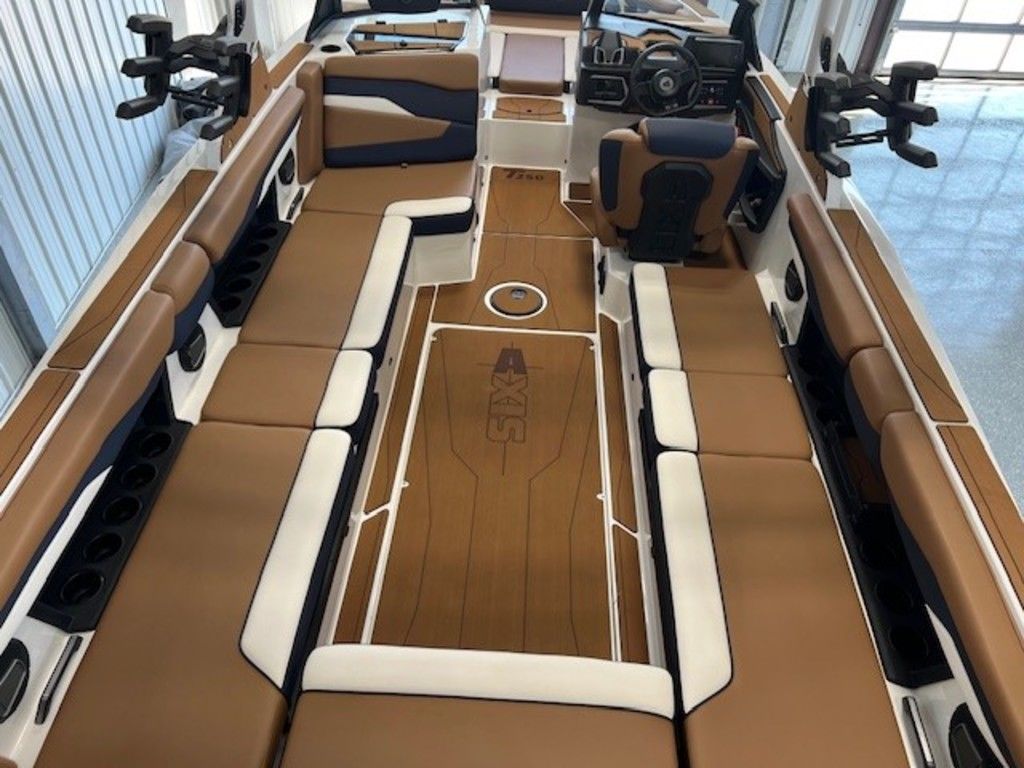 2024 Axis Wake Research T250