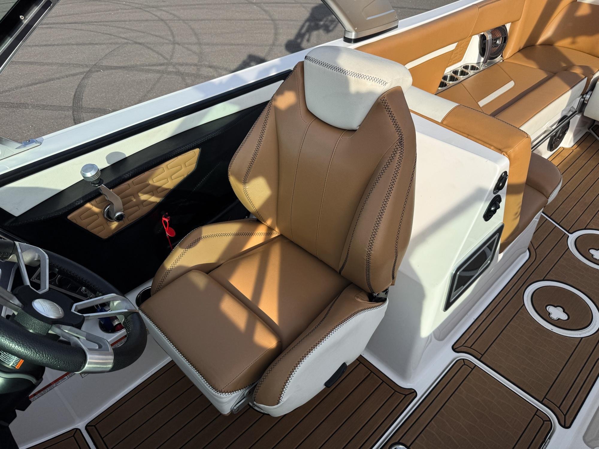 Mastercraft X26 2020-Freshwater