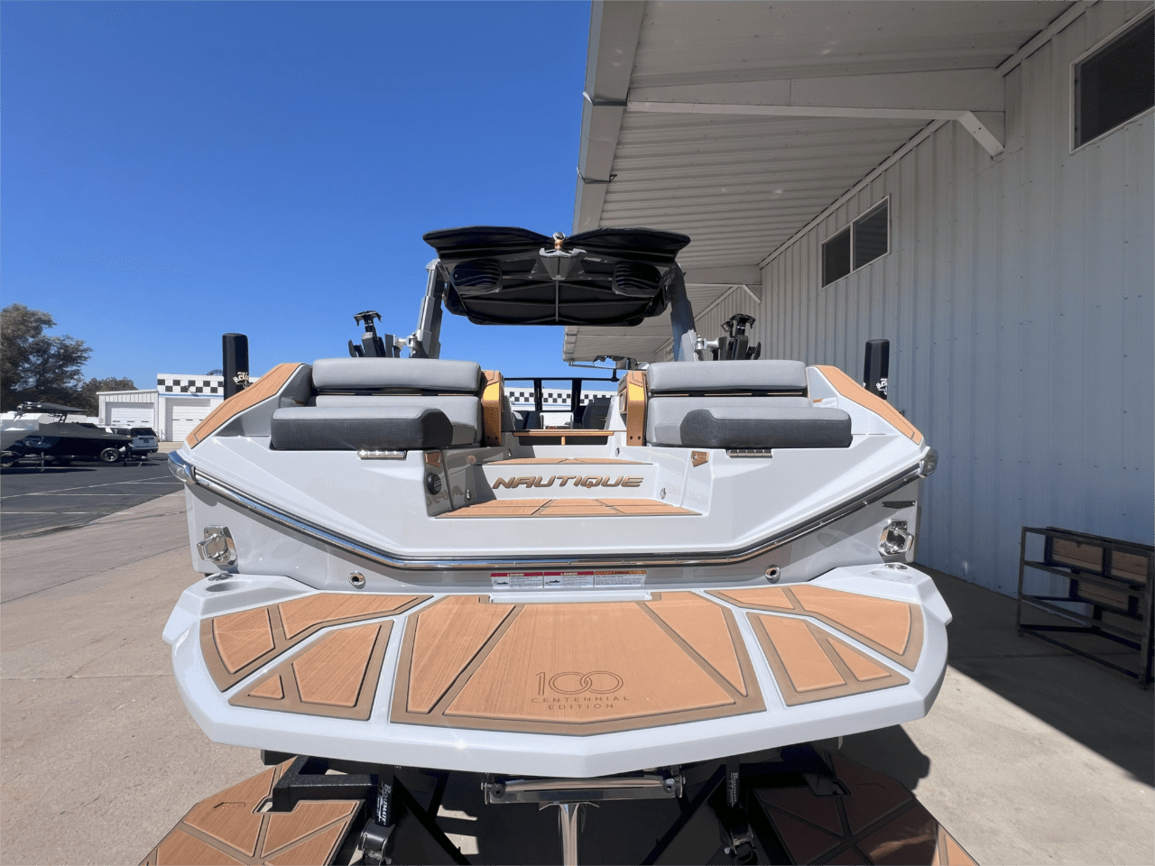 2025 Nautique Paragon G23