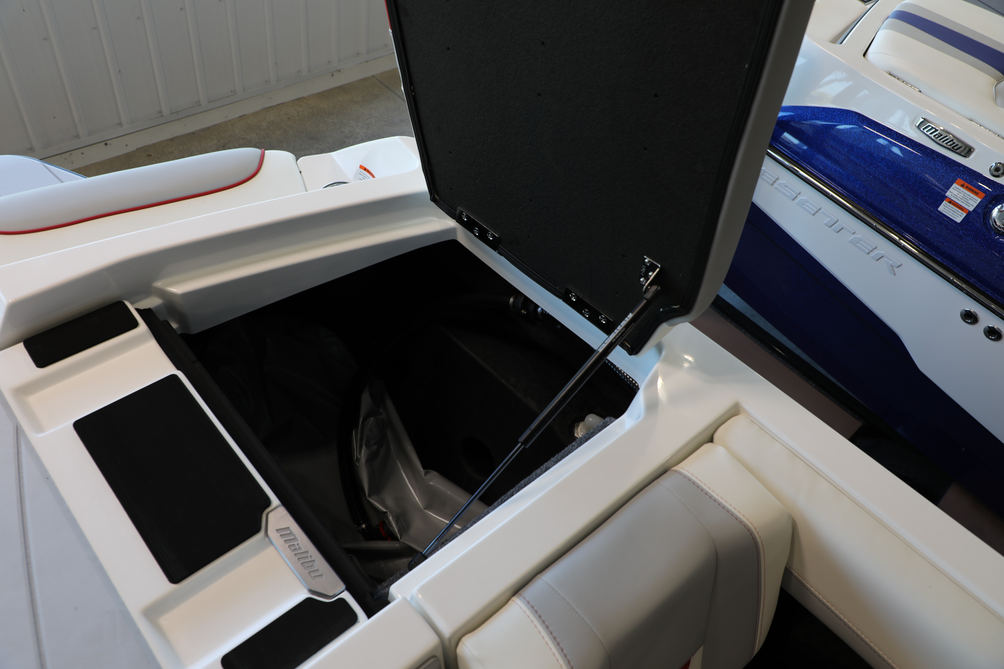 2023 Malibu 23LSV