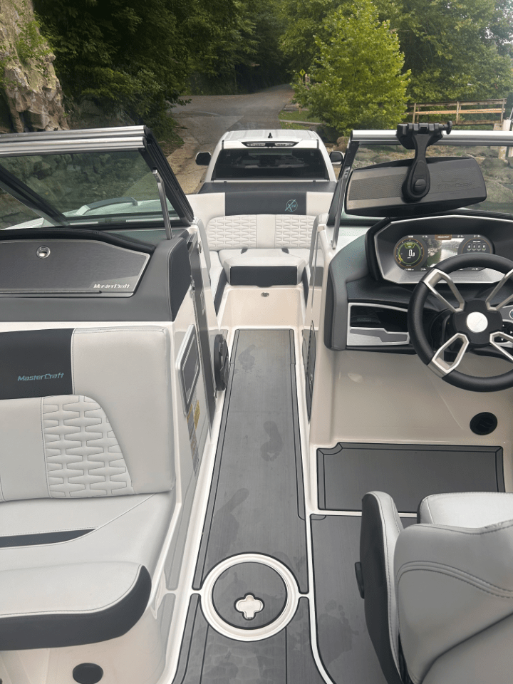 2021 MasterCraft X22