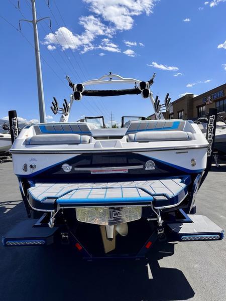 2024 Malibu 24 MXZ