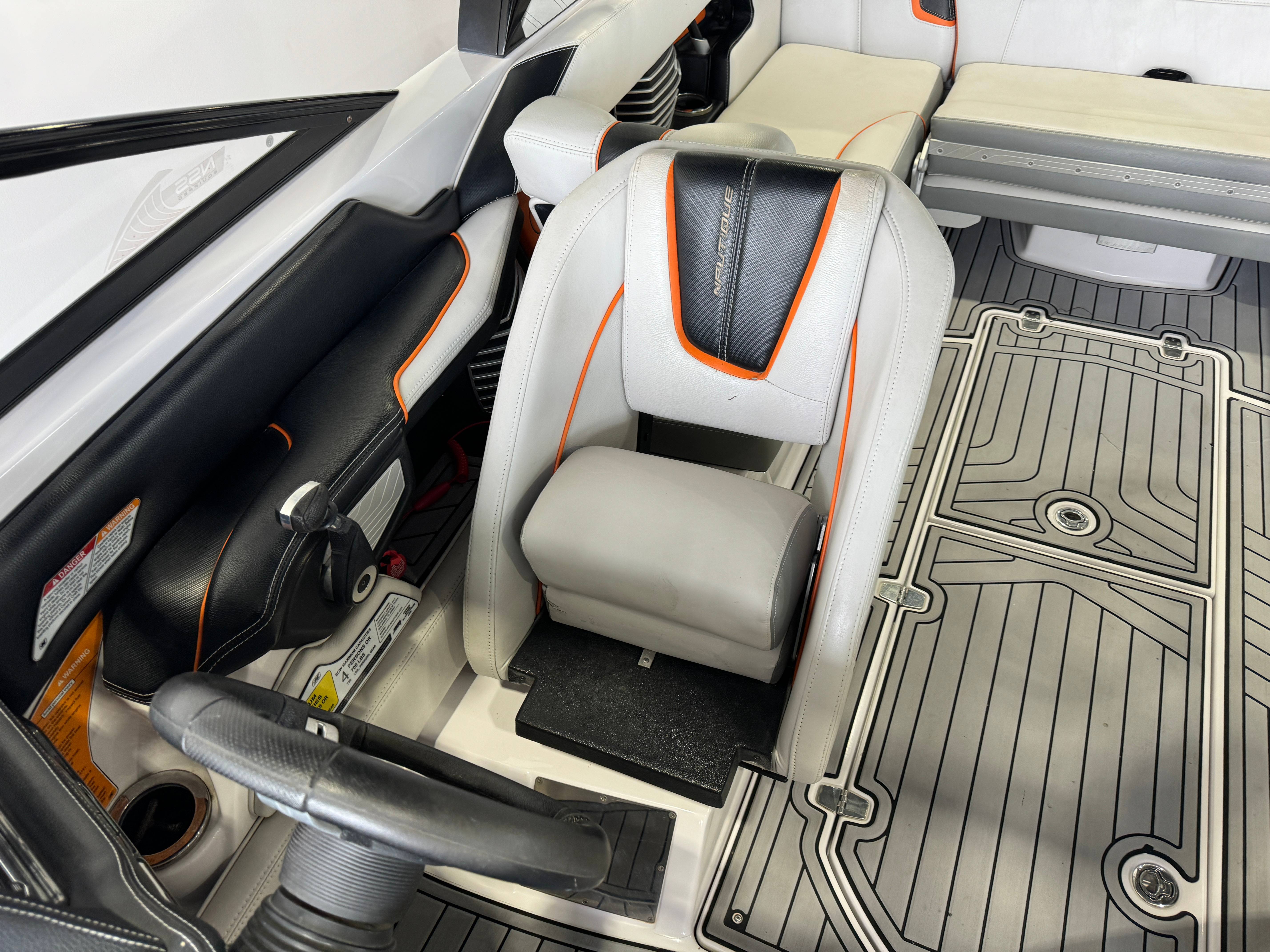 2014 Nautique Super Air Nautique G23