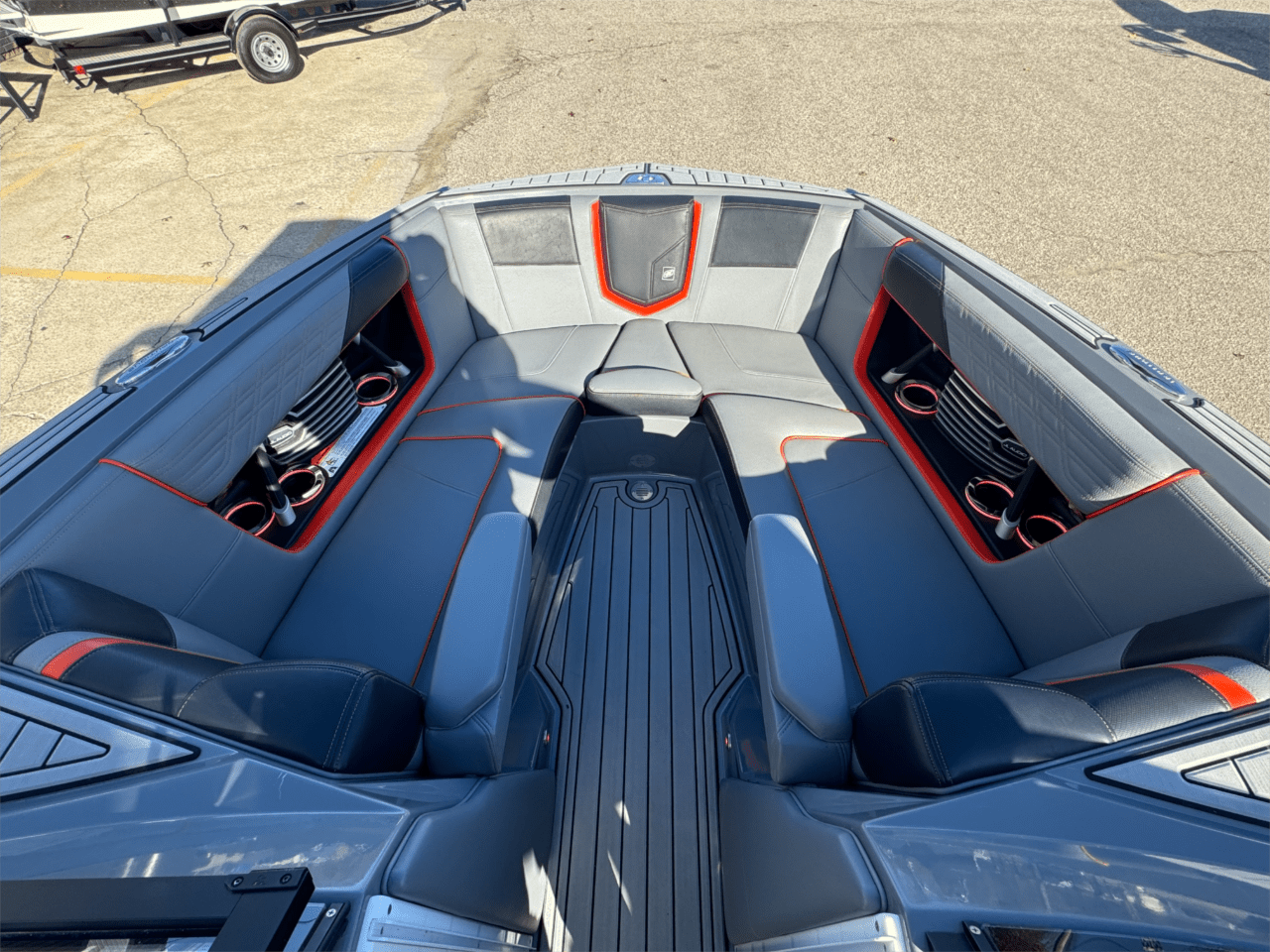 2020 NAUTIQUE G23 LOADED, ONE OWNER, DEALER MAINTAINED. (STOCK 7792)