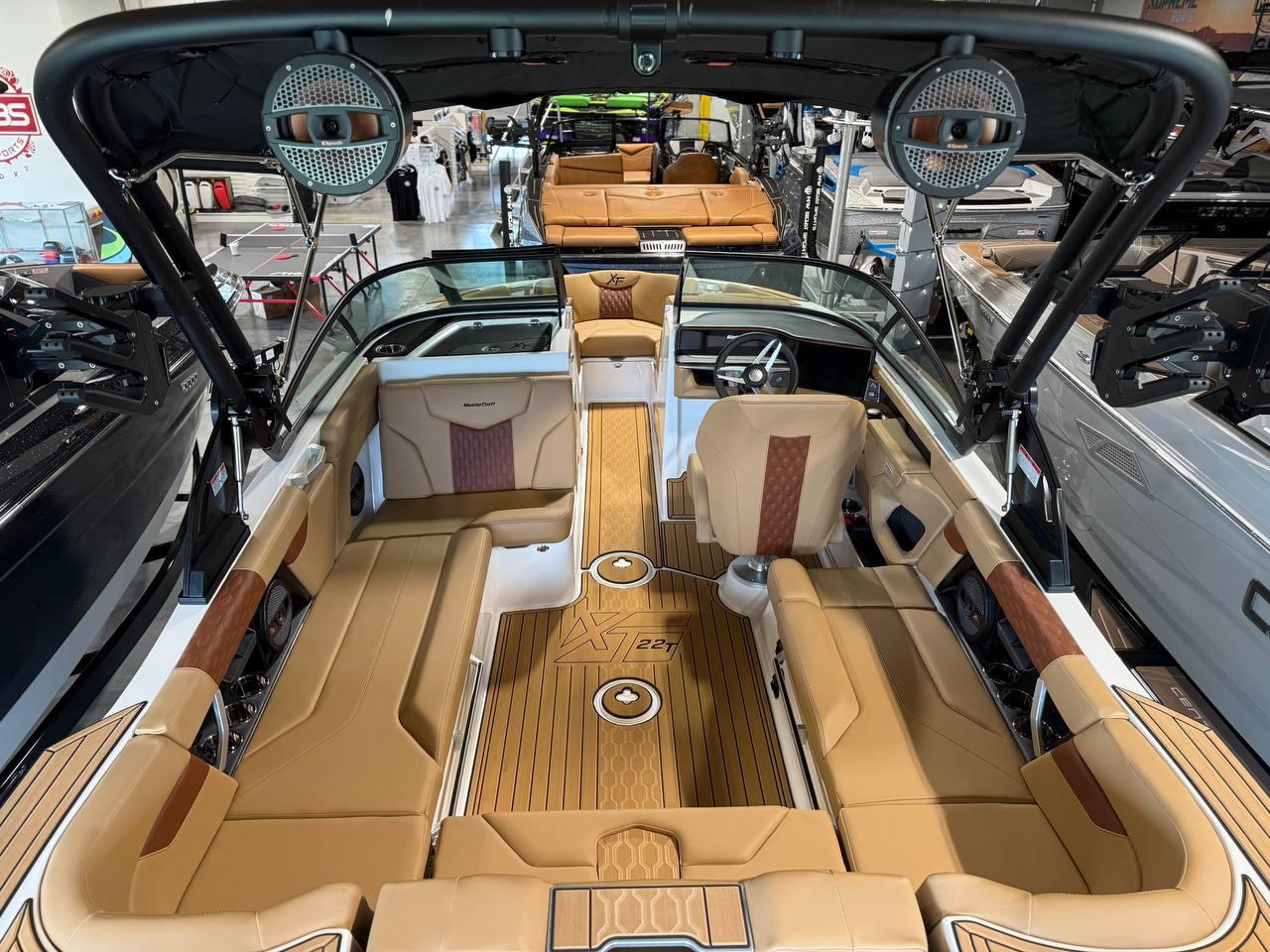 2025 MasterCraft XT22T