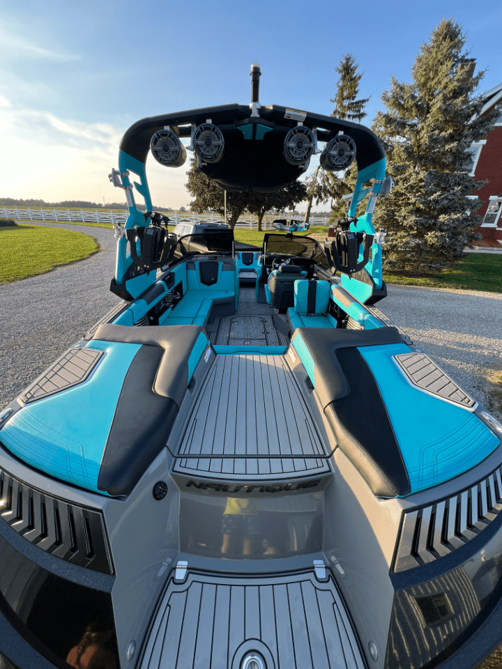 2019 Nautique G23