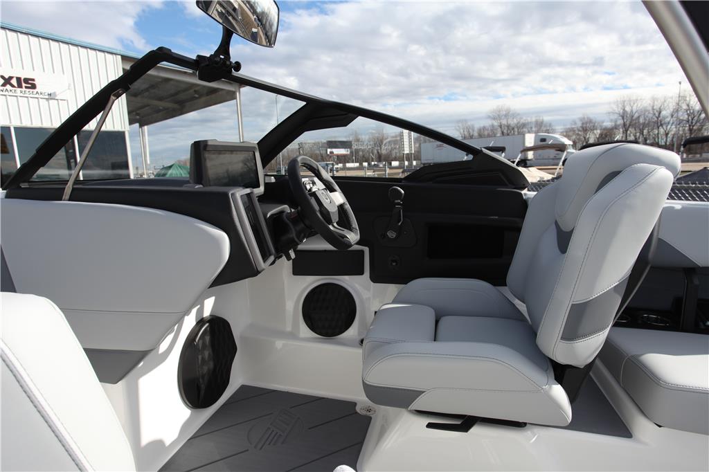 2024 Malibu Wakesetter 22 LSV
