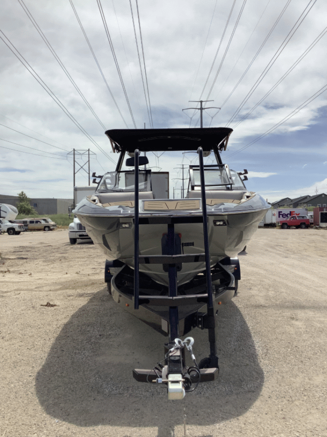 Centurion Fi23 Surf Boat 2022