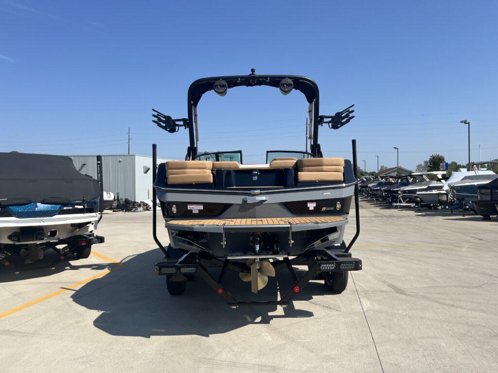 2025 MasterCraft XT20