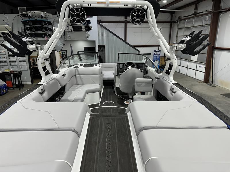 2025 Moomba Max