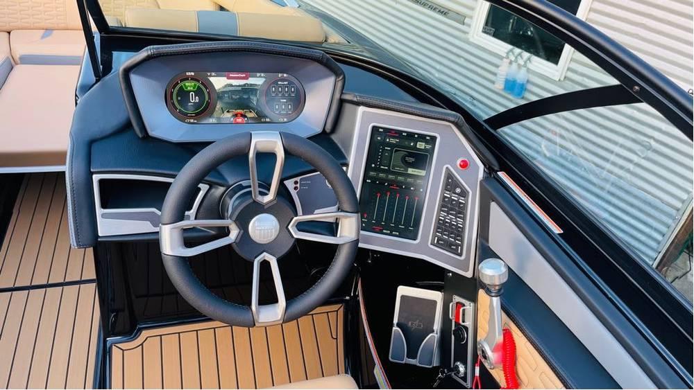 2024 MasterCraft X24