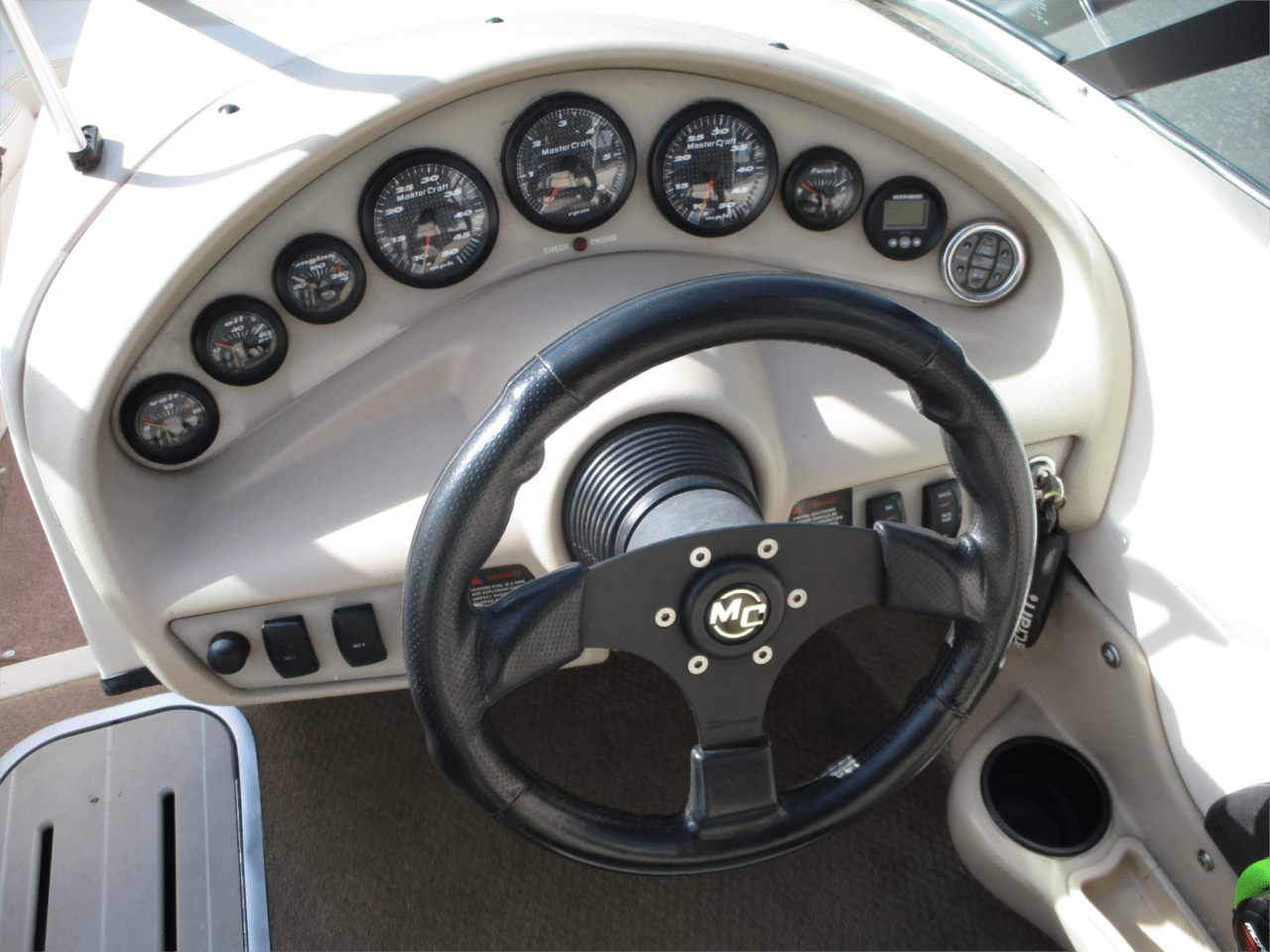 1999 MASTERCRAFT MARISTAR 205 VRS